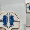 Francuski zegar kominkowy Art Deco ceramika niebieskie róże France 28 cm