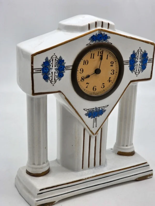 Francuski zegar kominkowy Art Deco ceramika niebieskie róże France 28 cm