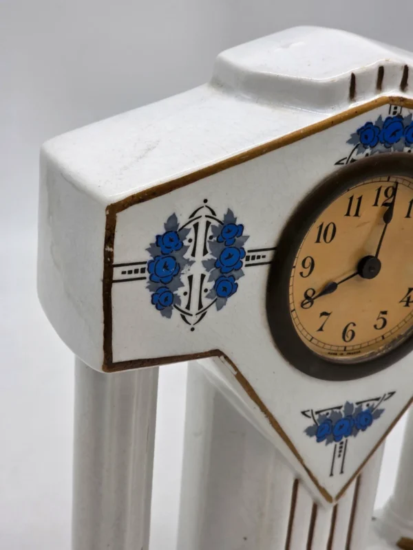 Francuski zegar kominkowy Art Deco ceramika niebieskie róże France 28 cm