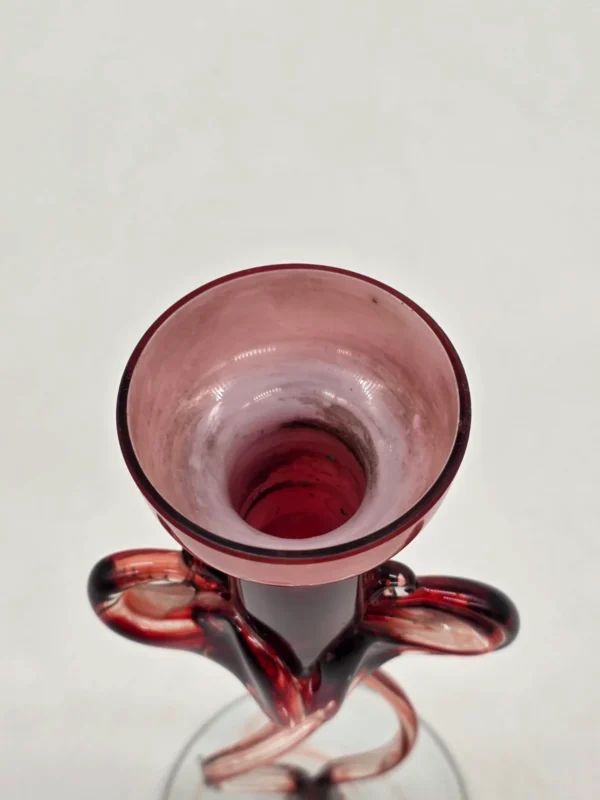 Artystyczny świecznik szklany ręcznie formowany bordowe szkło 22 cm