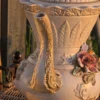 Włoski dzban ceramiczny Capodimonte majolika barok kwiaty 3D 40 cm