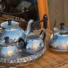 Czteroczęściowy chromowany serwis do herbaty Art Deco z bakelitem i lustrzaną paterą